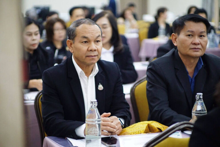 รับการประเมินผลการพัฒนางานตามข้อตกลง ของข้าราชการครูและบุคลากรทางการศึกษา สังกัดสำนักงานคณะกรรมการการศึกษาขั้นพื้นฐาน ประจำปีงบประมาณ พ.ศ. 2569